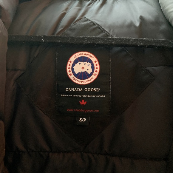 Canada Goose Jacket - Picture 4 of 4